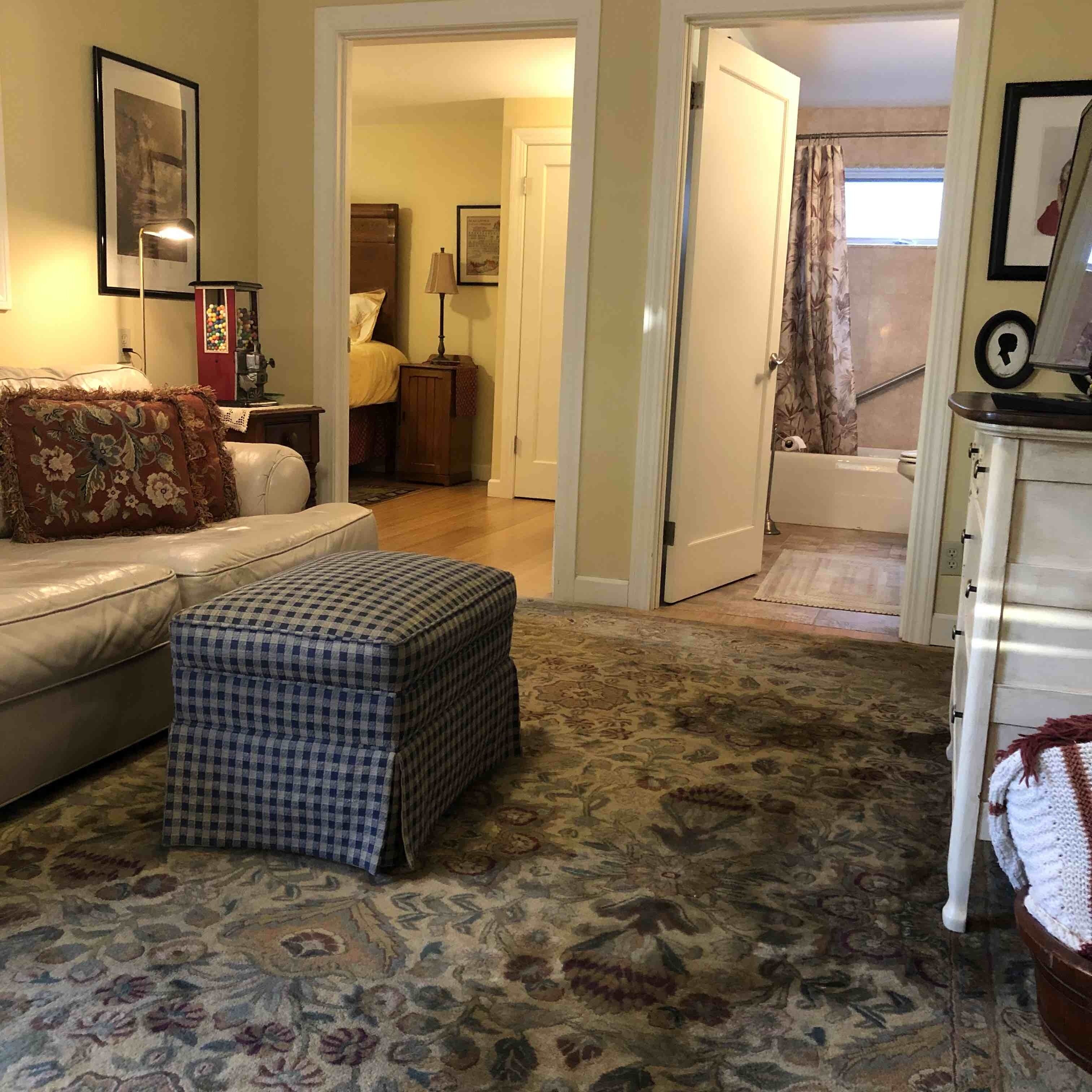 Refresh and relax in this garden oasis or on the beach 4 blocks away