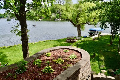 4 Seasons of Family Fun on Lake Zumbro!  Beautiful lakeside retreat. 