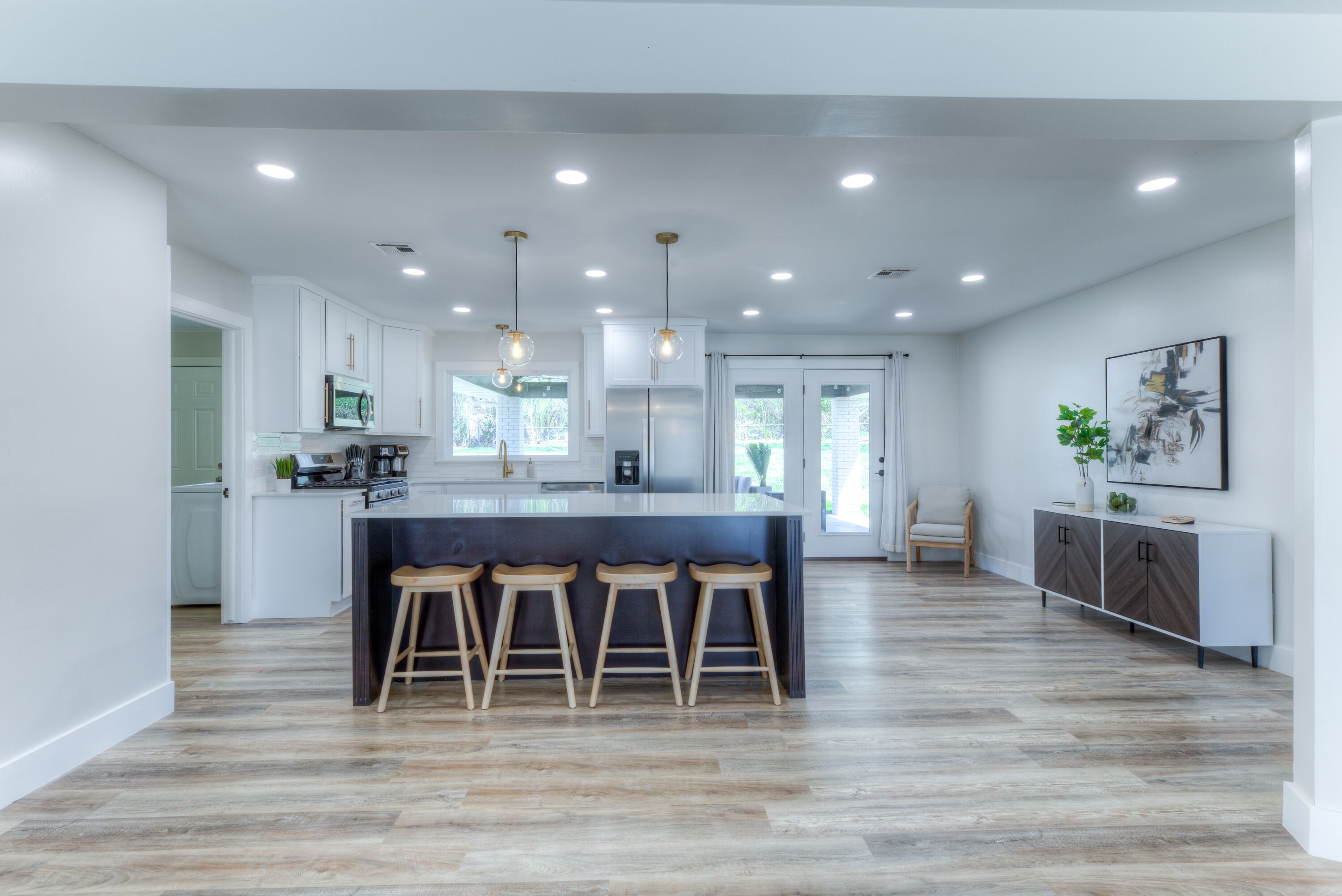 Family Friendly, Clean, Newly Renovated