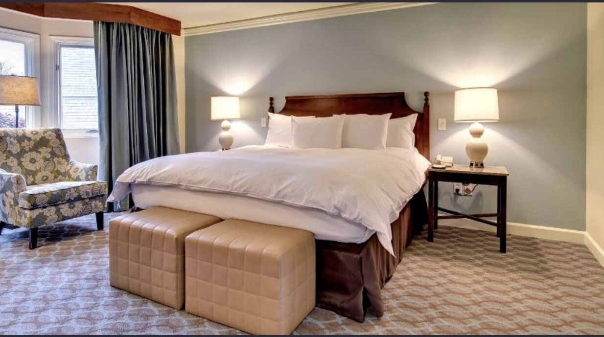 Lovely condo with water & golf course view