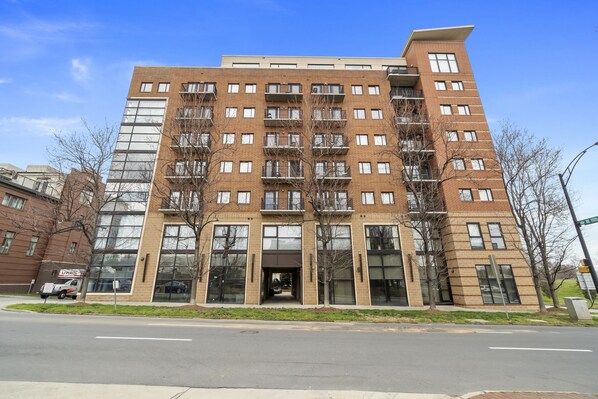 Exterior - Condo @CLT (Charlotte)