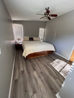 3 Schlafzimmer, Bügeleisen/Bügelbrett, Reisekinderbett, kostenloses WLAN