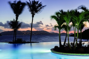 Outdoor pool - Ritz Carlton in St. Thomas (Saint Thomas)