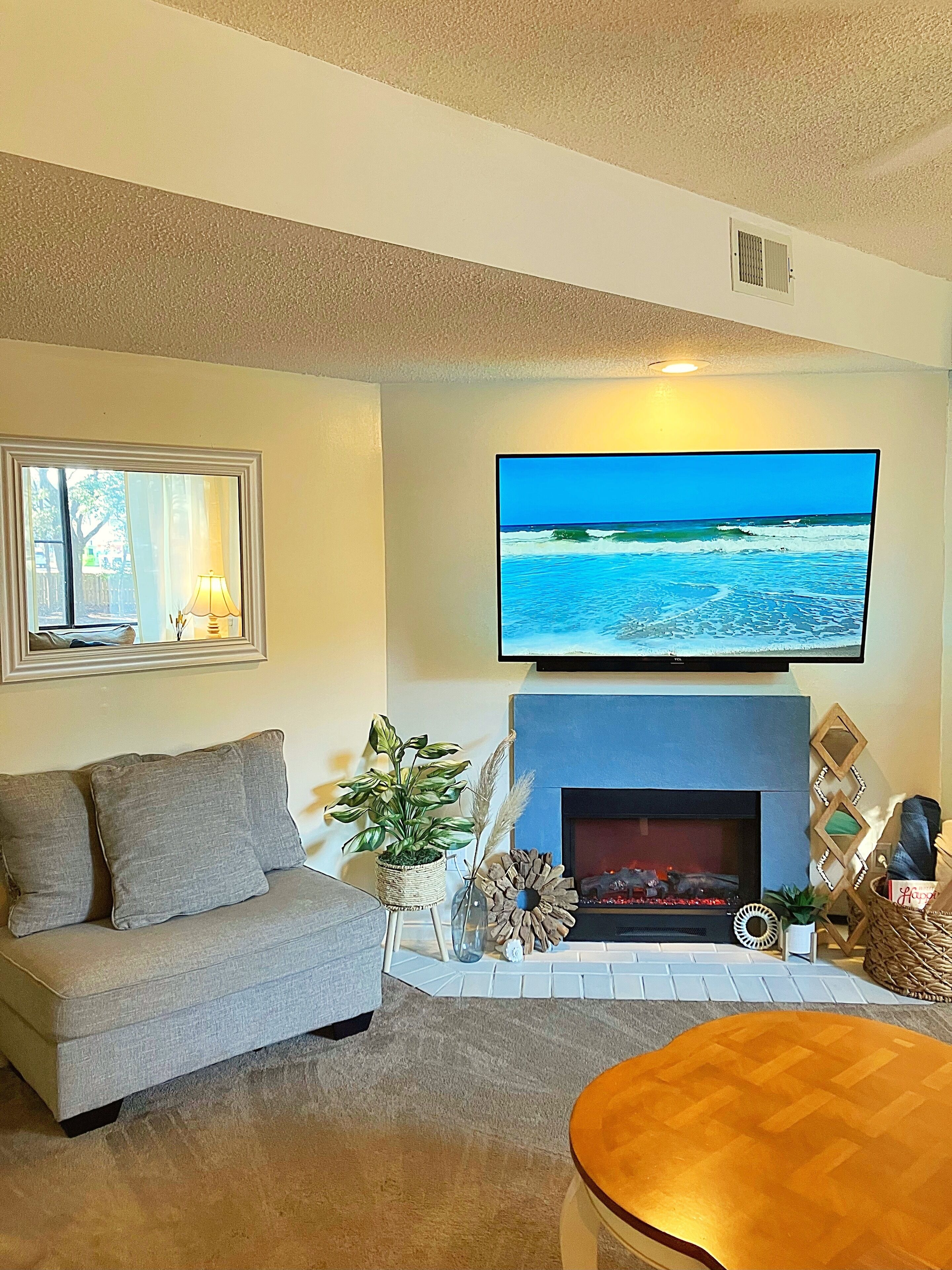 ⭐️ 2-Story Beach Condo ⭐️: 2 Pools, Hot Tub, Beach & Golf!