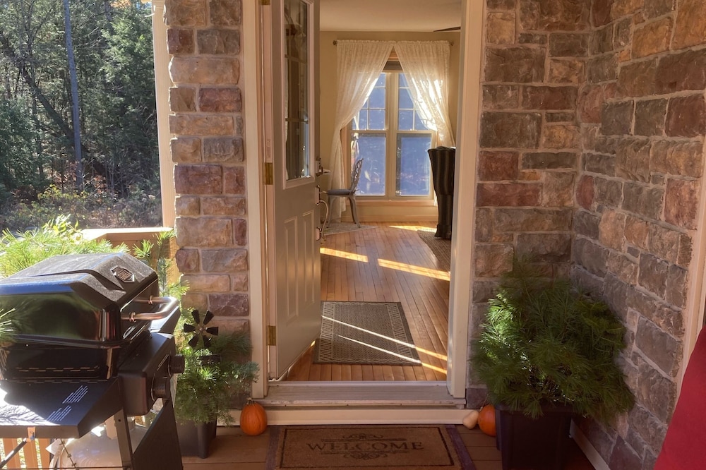 Quiet Muskoka Retreat 5 min to Bracebridge