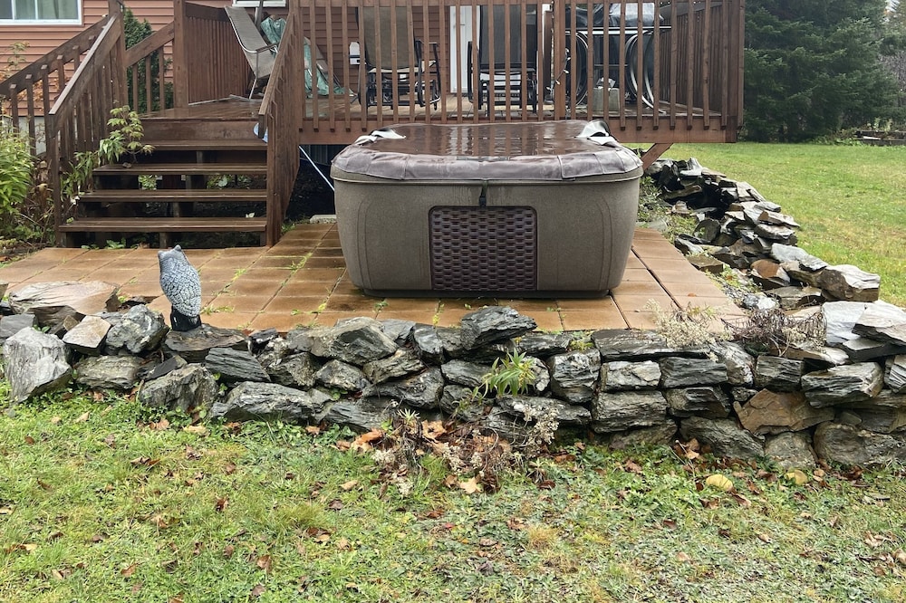 Genesis SPA and FIREPLACE