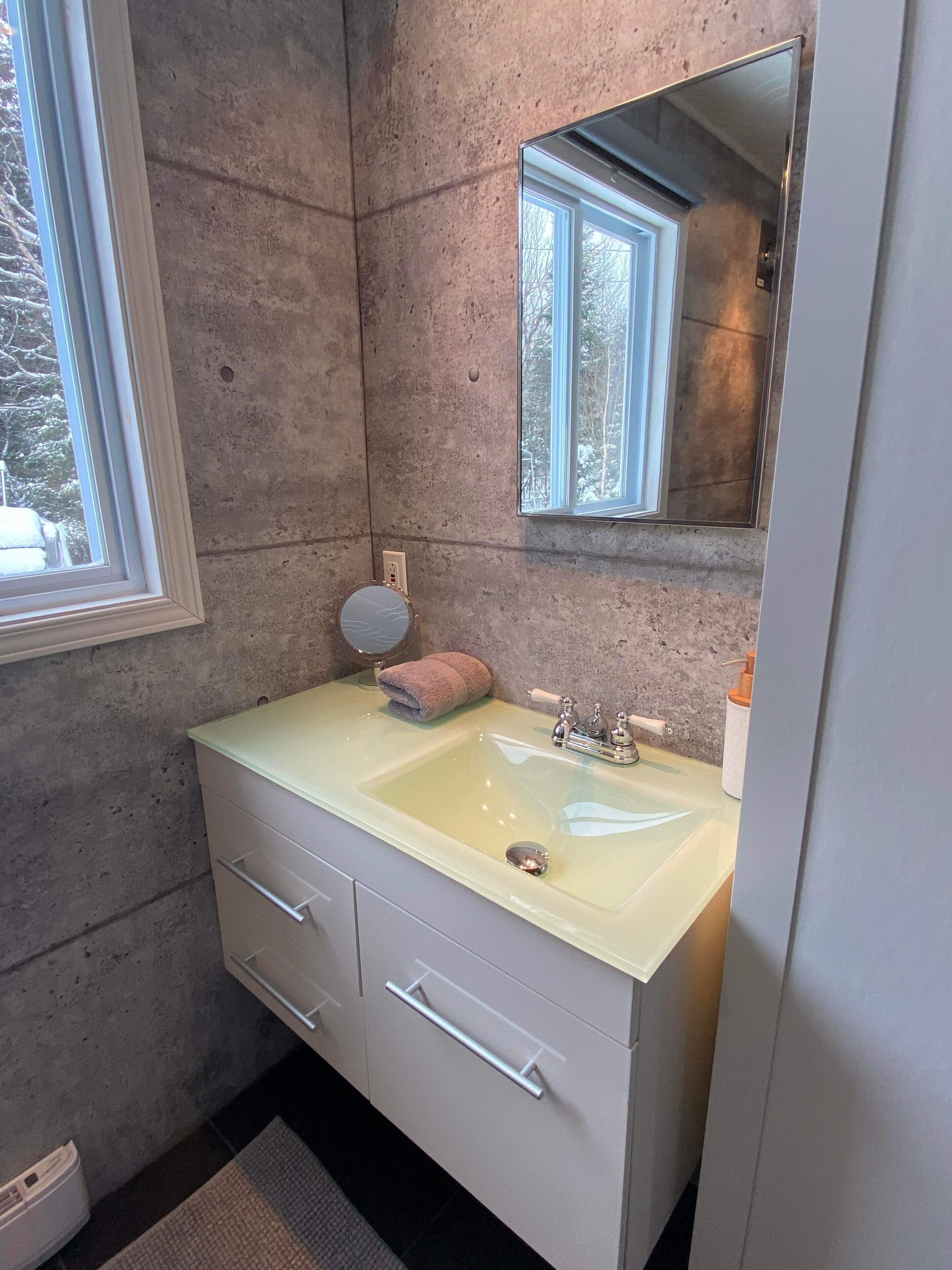 Genesis SPA and FIREPLACE