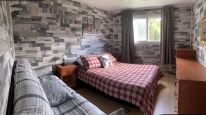 2 bedrooms, free WiFi, bed sheets