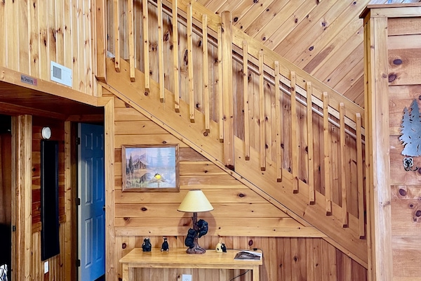 Basic Chalet | Living area | TV, fireplace