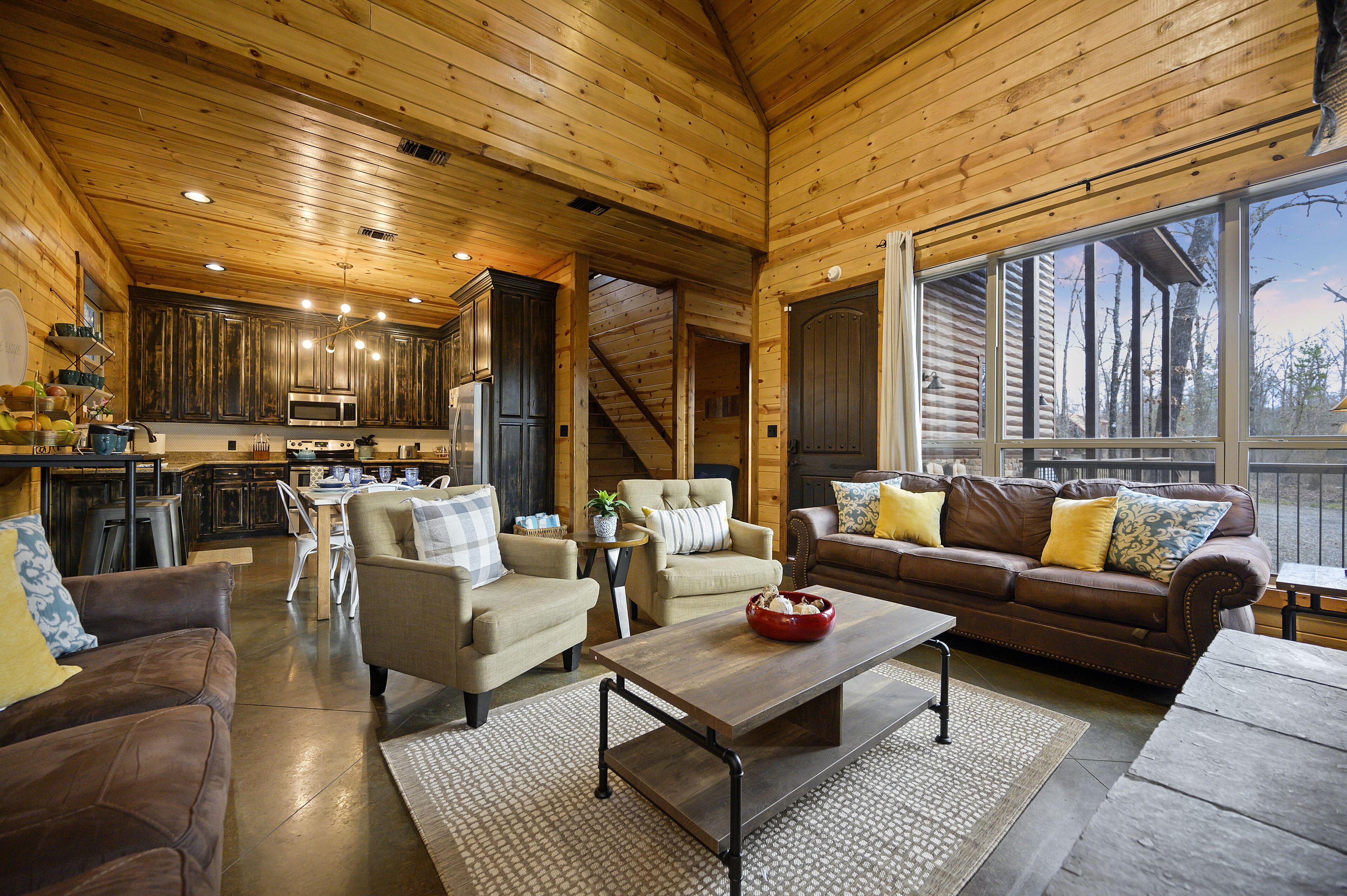 Smart-tv och eldstad