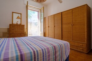 3 عدّة غرف نوم وواي فاي مجانًا وملاءات أسرّة