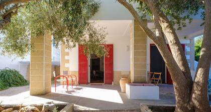 Villa "Elena" with Sea View, Terrace & A/C