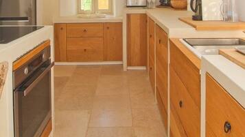 Réfrigérateur, lave-vaisselle