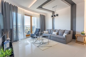 TV - Vacation apartment by the sea, vacation on the island of Usedom, Apartment TOWER 76 (Swinoujscie)