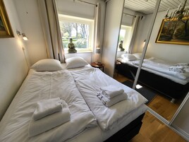 Comfort House | 2 bedrooms, iron/ironing board, free WiFi, bed sheets