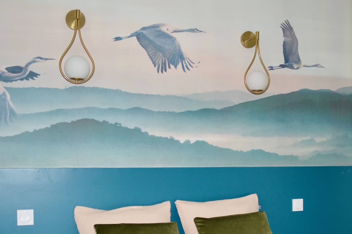 Comfort Room | Peralatan tempat tidur premium, kalis bunyi, dihias secara berasingan 