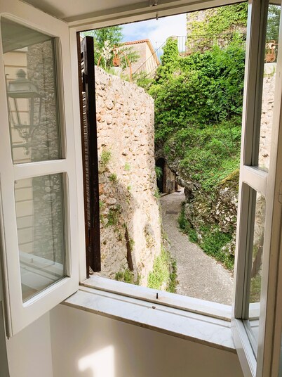 Romantic cottage in the historic center of Collepardo