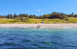 Tæt på stranden