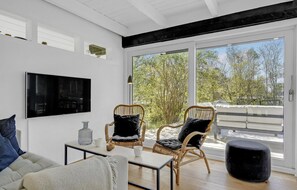 Fireplace - Stunning home in Vejby with WiFi (Vejby)