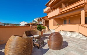 Terrace/patio - 3 bedroom awesome apartment in Kampor (Kampor)