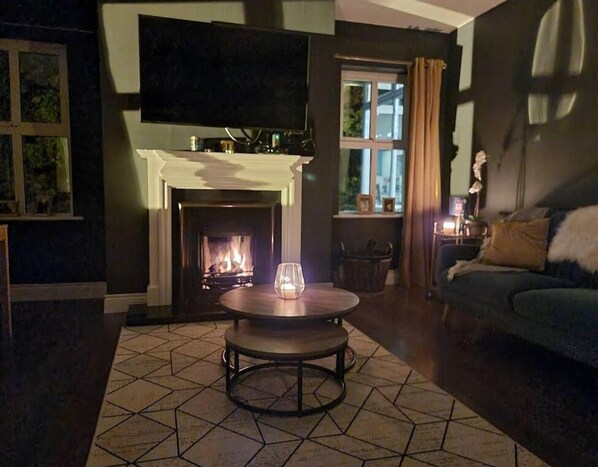 30-inch TV with digital channels - Bed and Breakfast Galway City (Galway)