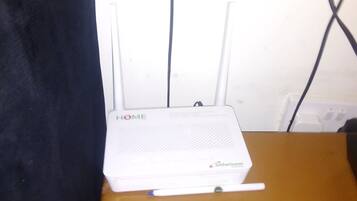 Studio Ăconomique, 1 grand lit | Coin sĂ©jour