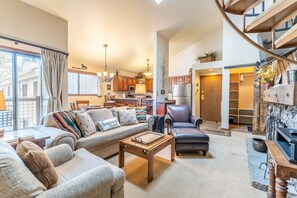 TV, fireplace, DVD player