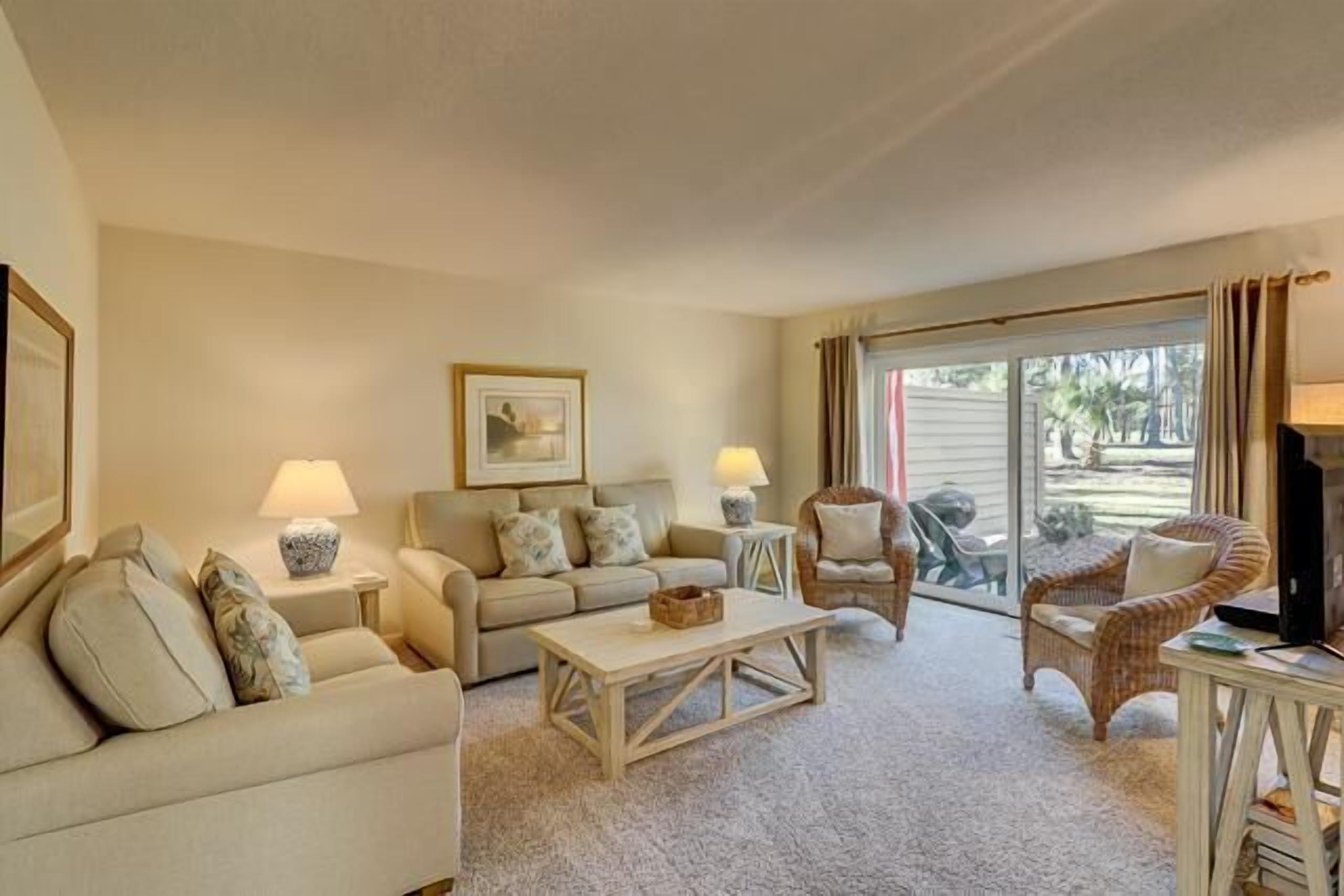 Elegant 2-Bdrm Villa w/ direct views of the Harbour Town Golf Links