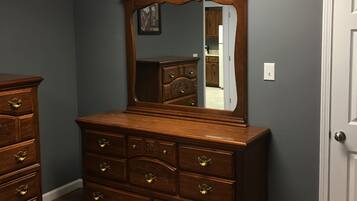 5 chambres, Wi-Fi gratuit, draps fournis