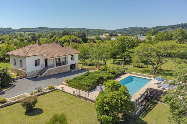 Exterior - Sergetta, a house with a big pool and huge garden (Le Bugue)