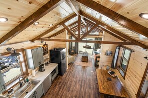 Fridge, microwave, oven, stovetop - Sagebrush - Log cabin secluded in a mountain canyon in the Crazy Mountains (Big Timber)