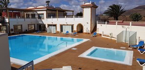 Piscina a l'aire lliure 