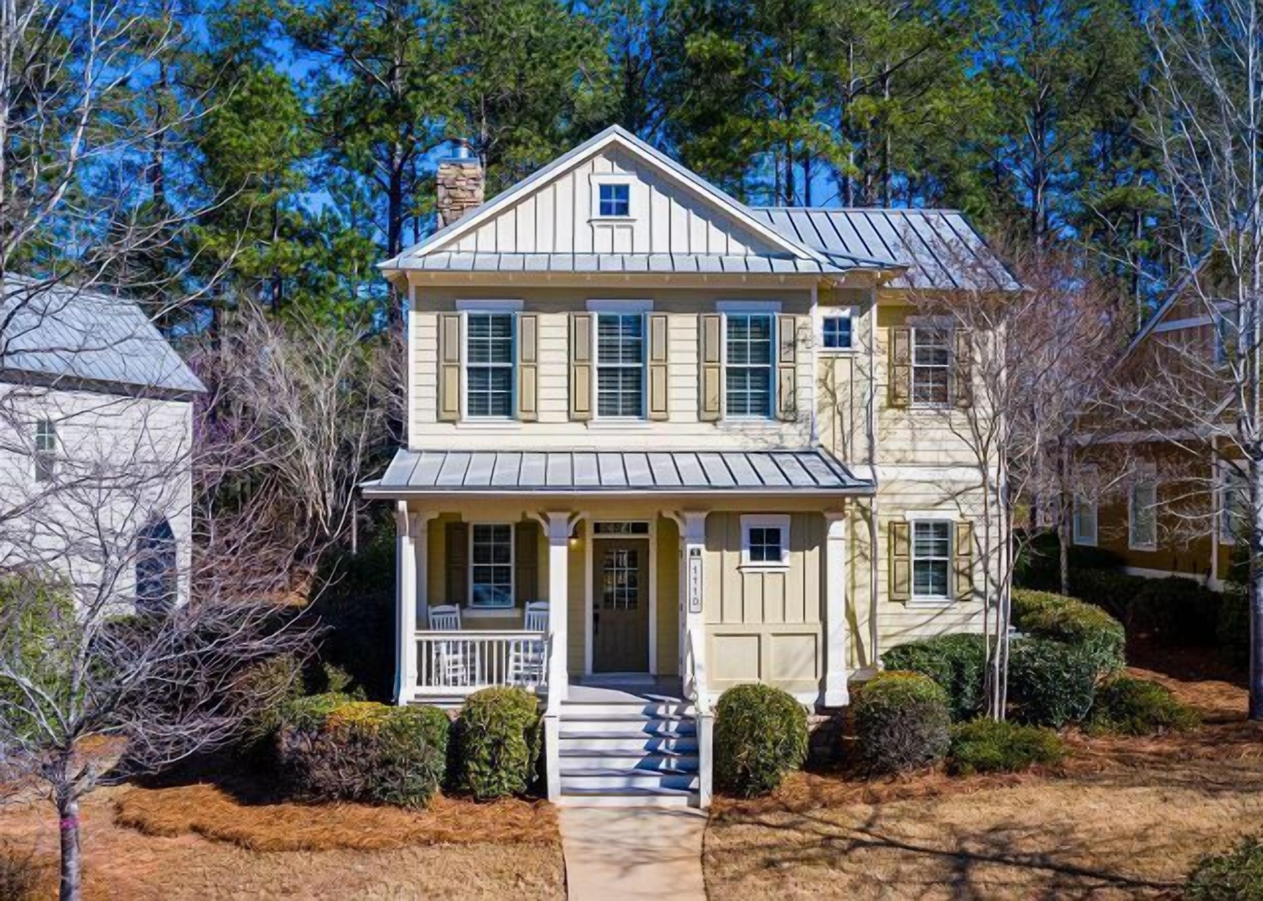 Inviting home located in The Landing at Reynolds Lake Oconee