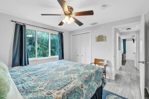 Condo, 2 Bedrooms