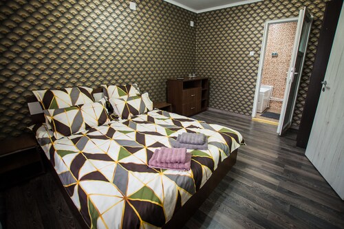 Stunning 5 Bed House in Campulung Moldovenesc