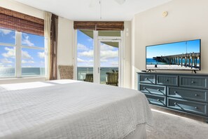3 bedrooms, iron/ironing board, free WiFi, bed sheets - Aqua 1109 Oceanfront King Bedroom/Hi+Clean Standard/Beach Chairs/Wifi (Panama City Beach)