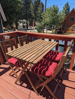 Outdoor dining - The Outer Rim (Big Bear Lake)