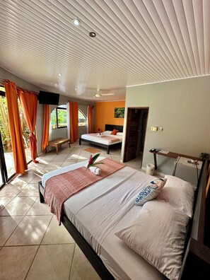 Standard Double Room, 1 Bedroom (#1) | Blackout drapes, free WiFi - Hotel Colibri (Quepos)