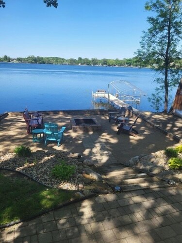 Premiere Host Adds Guest House Lk. Tetonka! It's Beautiful! 20 min from 35W.