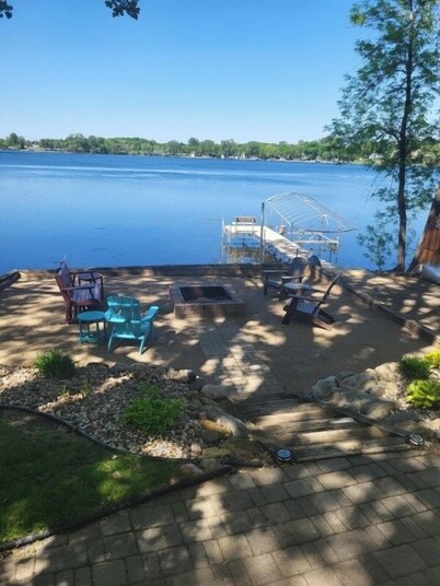 Premiere Host Adds Guest House Lk. Tetonka! It's Beautiful! 20 min from 35W.