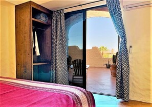 3 Schlafzimmer, Schreibtisch, Bügeleisen/Bügelbrett, Reisekinderbett