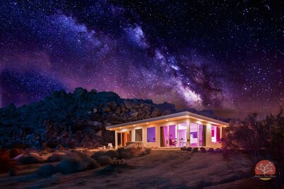 Stars on the Rocks: Pool/HotTub/FirePit/Boulders!