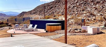 Stars on the Rocks: Pool/HotTub/FirePit/Boulders!