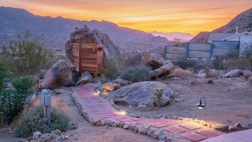 Khuôn viên nơi lưu trú