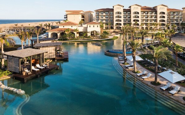 Outdoor pool, an infinity pool