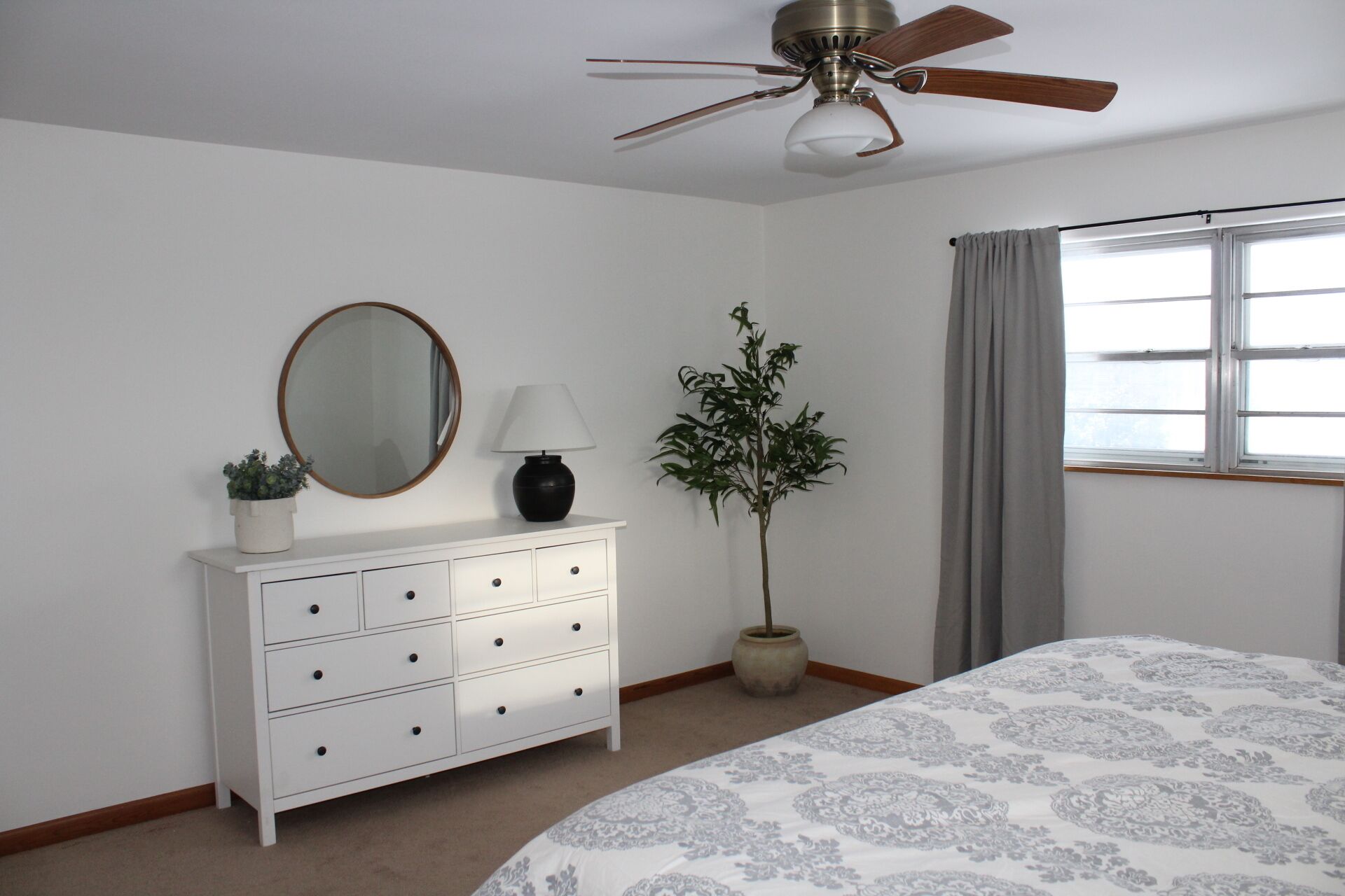 Lake Charlevoix Waterfront - 5BR, 2.5BA - Dock  - 2 acre lot