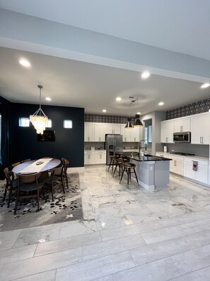 Dining - Newly Built 4 BD/3.5 BA+HOTTUB (Austin)