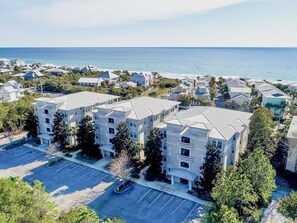 Exterior - PRIVATE BEACH <100yds, Heated Pool, Gated Community, Ground Floor Villa! (Santa Rosa Beach)