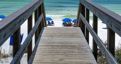 PRIVATE BEACH <100yds, Heated Pool, Gated Community, Ground Floor Villa!