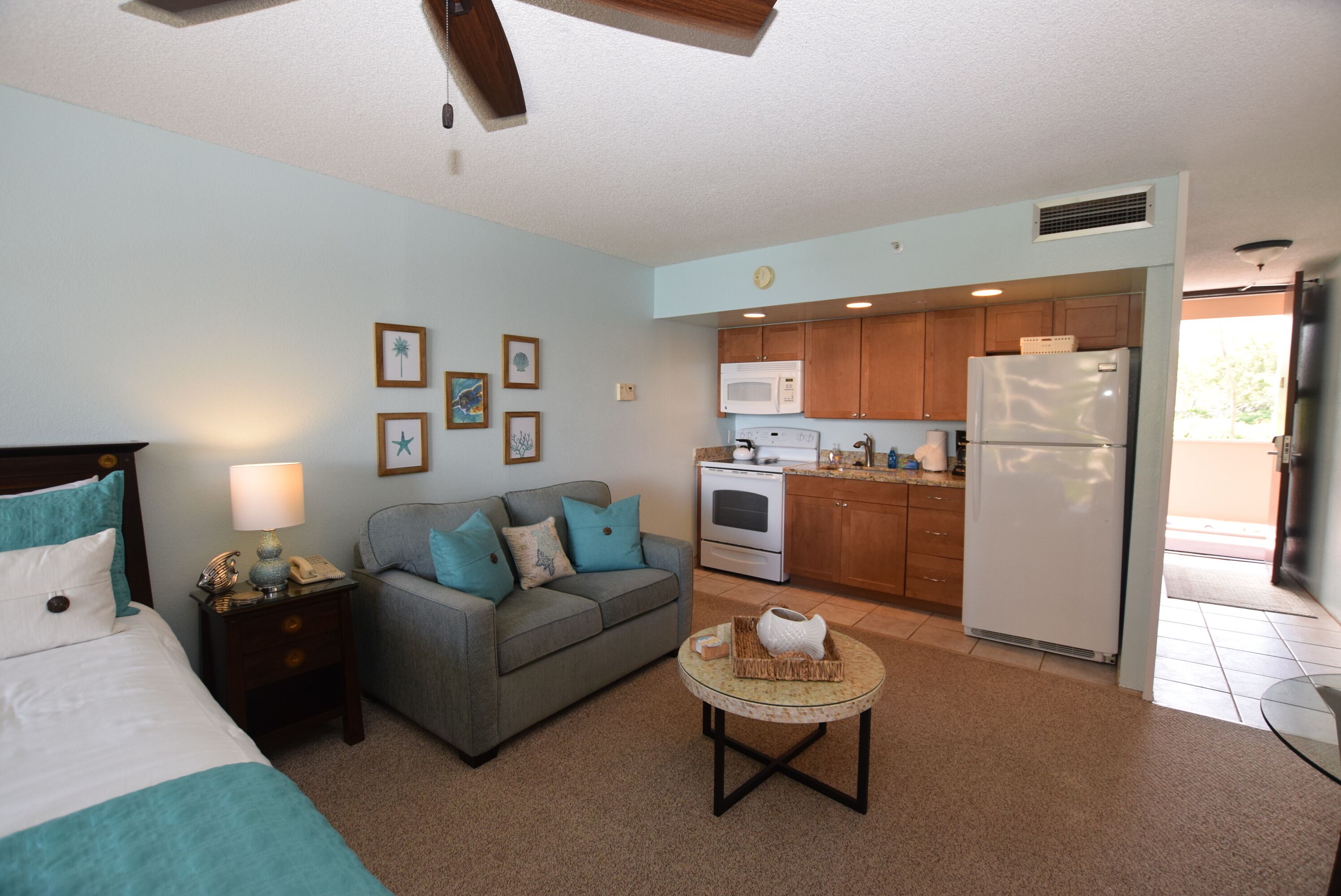 Dlx Oceanview Maui Studio...Updated/Great Views!